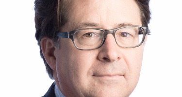 Photo of Celebrity Heartthrob Dean Strang