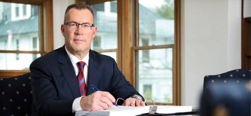 Cultivating Legal Expertise in the Courtroom