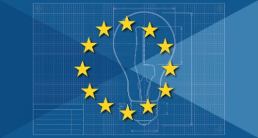 European parliament logo with a circle of golden stars and a blue background with a white lightbulb