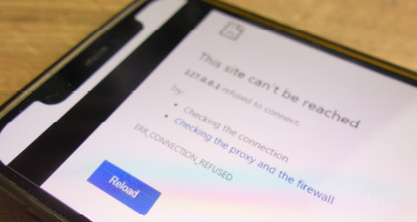 Phone displaying 'This site cannot be reached' message