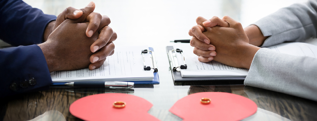 Couple filing for divorce outside of court