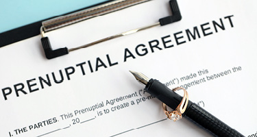 Prenuptial agreement with pen