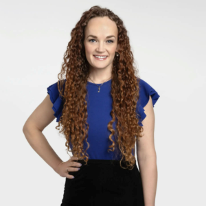 Lindsey E. Louro
