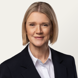 Loretta Reynolds