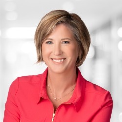 Amanda Barritt Rejoins Henderson Franklin as Stockholder