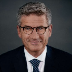 POELLATH advises Hines on the acquisition of the "Marienh&ouml;fe" residential project in Berlin-Tempelhof