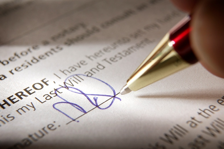 What's the Difference Between a Will and a Trust?